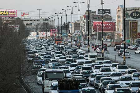 انسداد ۶ محور به دلیل نبود ایمنی / آزادراه‌ کرج-تهران-کرج پرترافیک‌‌‌‌‌ترین جاده کشور‌