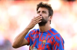 عکس| پیراهن ویژه بارسلونا به مناسبت خداحافظی جرارد پیکه از فوتبال