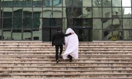 از ازدواج تشویقی به ازدواج فرمایشی! / «نمی‌شود از طرف حکومت برای ازدواج بخشنامه صادر کرد»