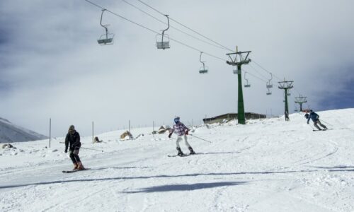 پیست اسکی محوریت گردشگری زمستانی اردبیل است/ زمینه‌سازی برای خروج از گردشگری فصلی