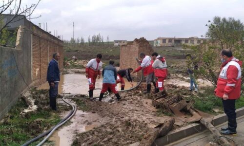 امداد رسانی به ۱۳۰ نفر حادثه دیده در جریان بارش های سیل آسا در شهرستان های گرمی و بیله سوار