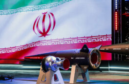 بروجردی: قدرت موشکی ایران یعنی آمریکا به برجام بازگردد/  اکبری: به جز بخش موشکی نیاز به پیشرفت در بخش اقتصادی داریم