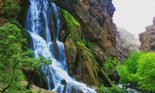 آبشار آب سفید عروس آبشار های ایران