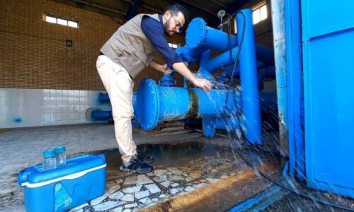 لایروبی و گندزدایی مخازن و لاگون های ذخیره آب شرب ١١۵ روستا کلانشهر اهواز