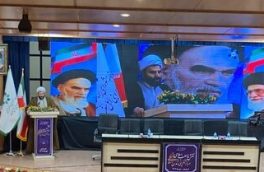 امام خمینی(ره)  دفتر صدراعظم های غرب و راهروهای کرمیلن را پر از هراس کرد و جهان اسلام را بیدار و منافع شرق و غرب را تهدید کرد