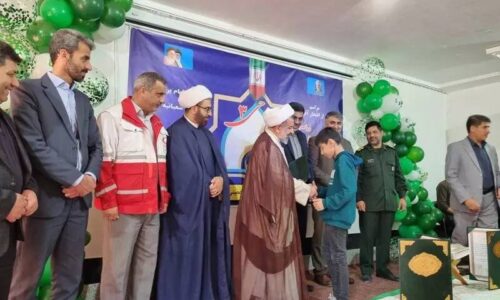 نفرات برتر جشنواره قرآنی کمیته امداد در گنبدکاووس تجلیل شدند