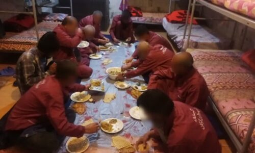 برگزاری افطاری ساده در گرمخانه شهرداری گرگان به همت گروه جهادی