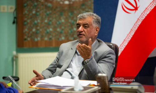 اصفهان ظرفیت خودکفا شدن در تولید برق با انرژی‌های تجدیدپذیر را دارد