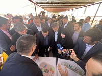 بازدید وزیر راه و شهرسازی از پروژه بزرگ ۱۲۵۳ واحدی نهضت ملی مسکن در دهاقان
