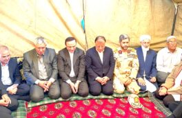 حضور سردار حاتمی فرمانده مرزبانی گلستان در مراسم تشییع و تدفین صابر کاظمی ملی‌پوش گلستانی