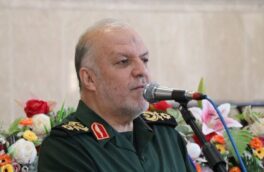 مسجد باید کانون حل مسائل محله باشد