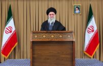 رهبر انقلاب: آمریکایی و صهیونی ها آمدند داخل کشور ما شرارت کردند و کتک خوردند و با دست خالی برگشتند